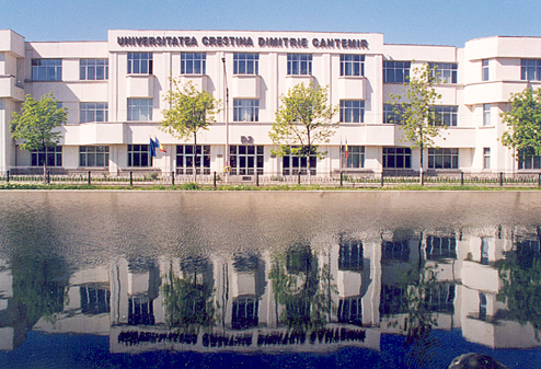 Universitatea Crestina Dimitrie Cantemir se inchide!